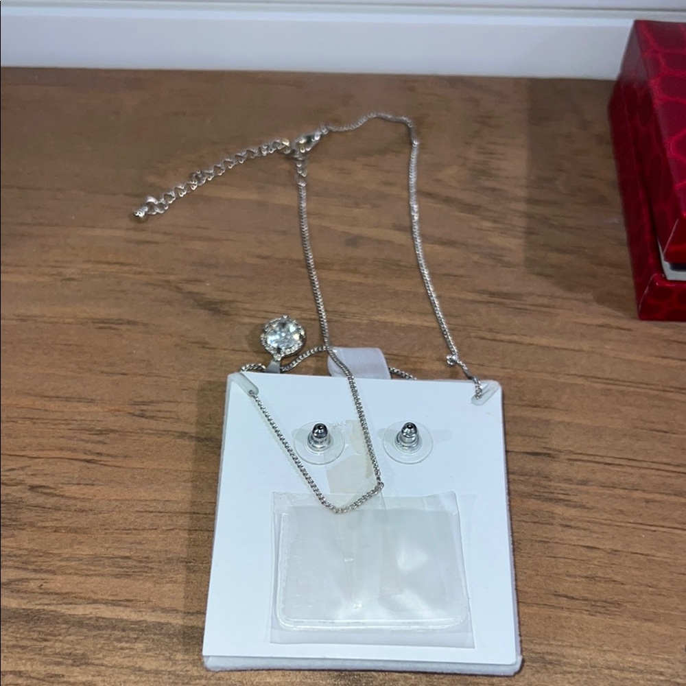 NWOT - Swarovski Silver Necklace and Earrings with Circular Pendant - Picture 6 of 6